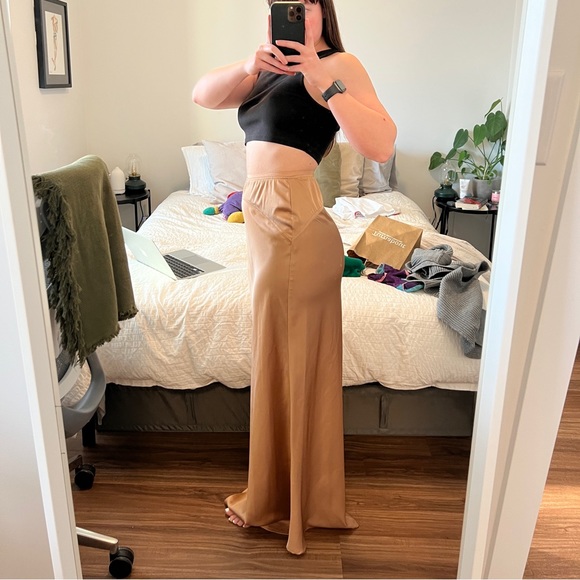 vintage long slip gold skirt - Picture 3 of 3